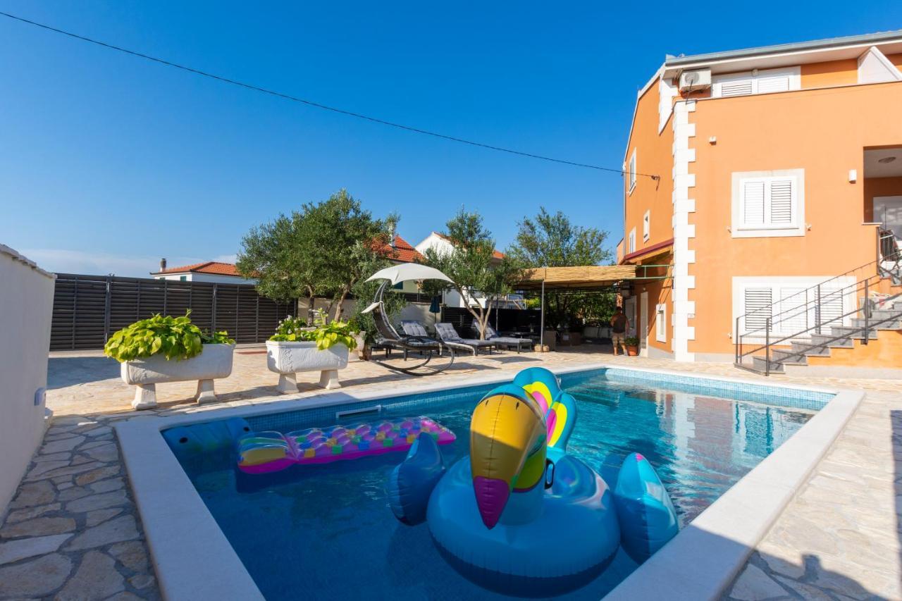 Villa Spark With Heated Pool In Rogoznica Zečevo エクステリア 写真