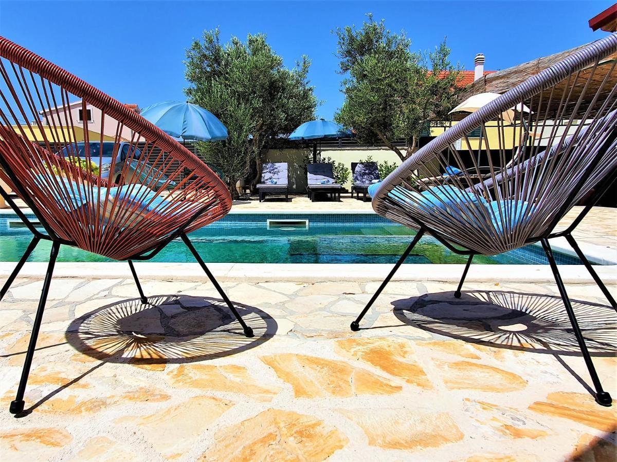 Villa Spark With Heated Pool In Rogoznica Zečevo エクステリア 写真